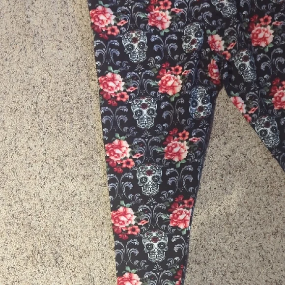 Terra & Sky Multicolor Floral Pants - Picture 10 of 15